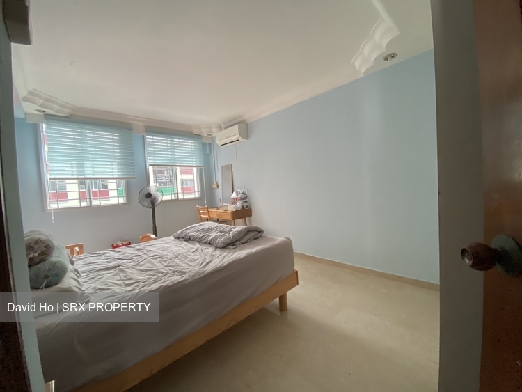 Blk 156 Yung Loh Road (Jurong West), HDB 5 Rooms #216509751
